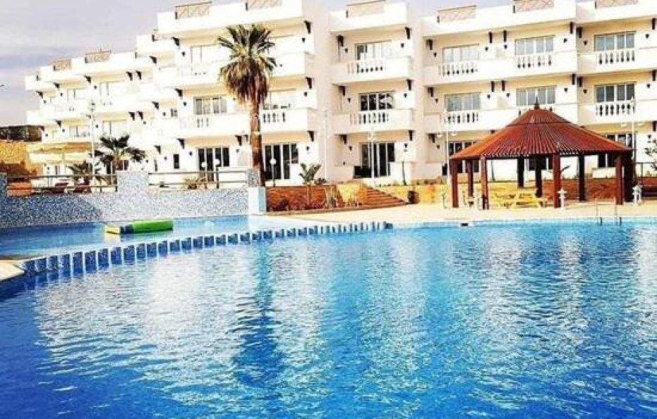 Hollywood Aqua Park Resort